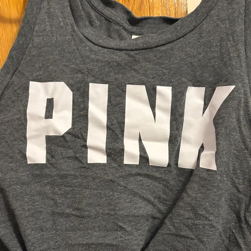PINK Victoria's Secret Gray Muscle Tee - Picture 3 of 5